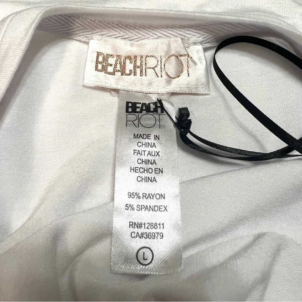 Beach Riot PROUD Rainbow Graphic Crew Neck Crop T Shirt Women’s Large - Picture 11 of 12